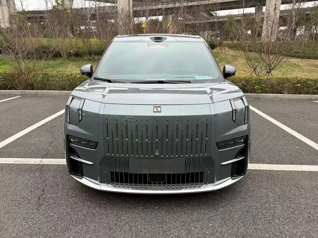 ZEEKR EXTREME KRYPTON 009