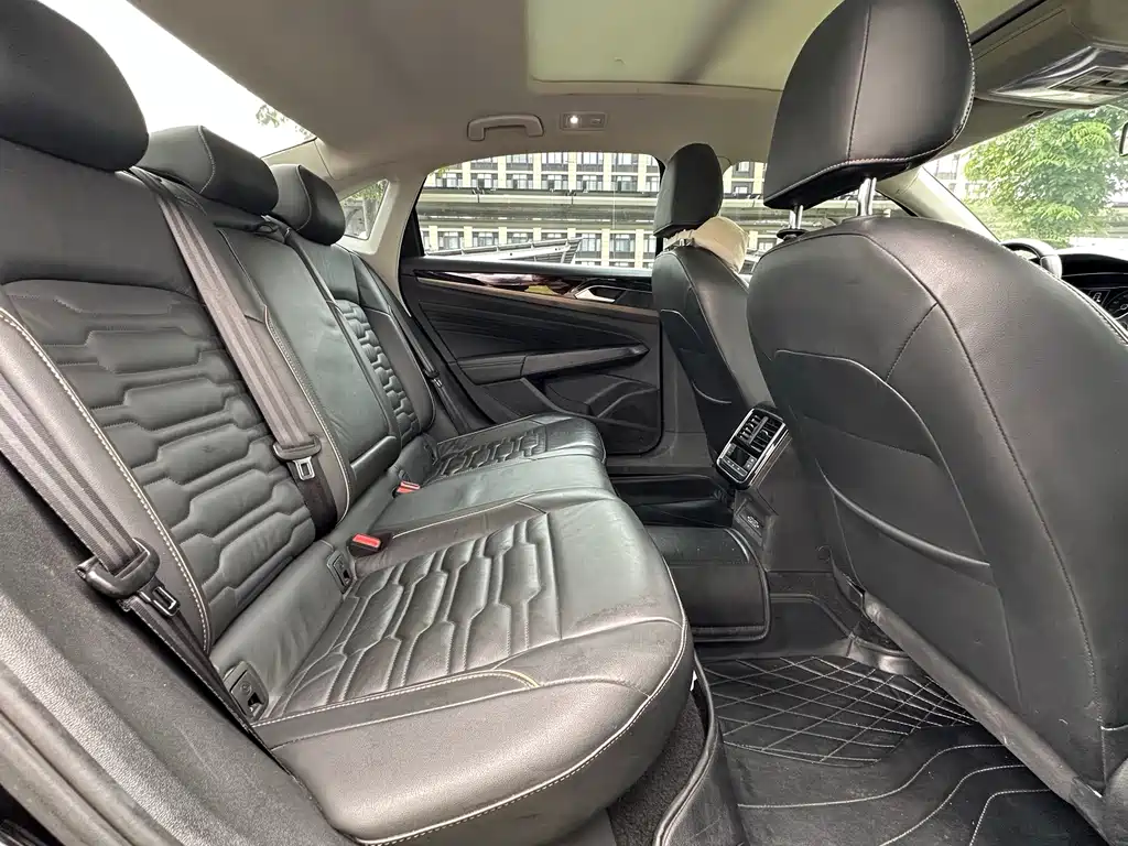 Volkswagen Passat — миниатюра 19