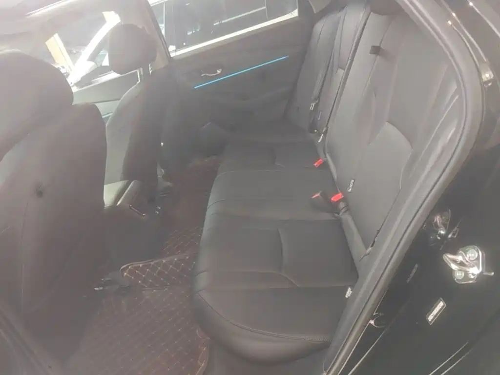Honda Accord — миниатюра 15