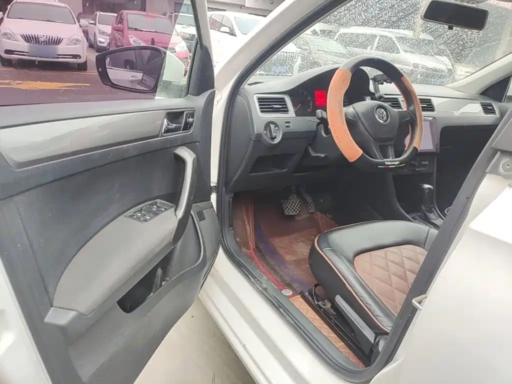 Volkswagen Santana — миниатюра 16