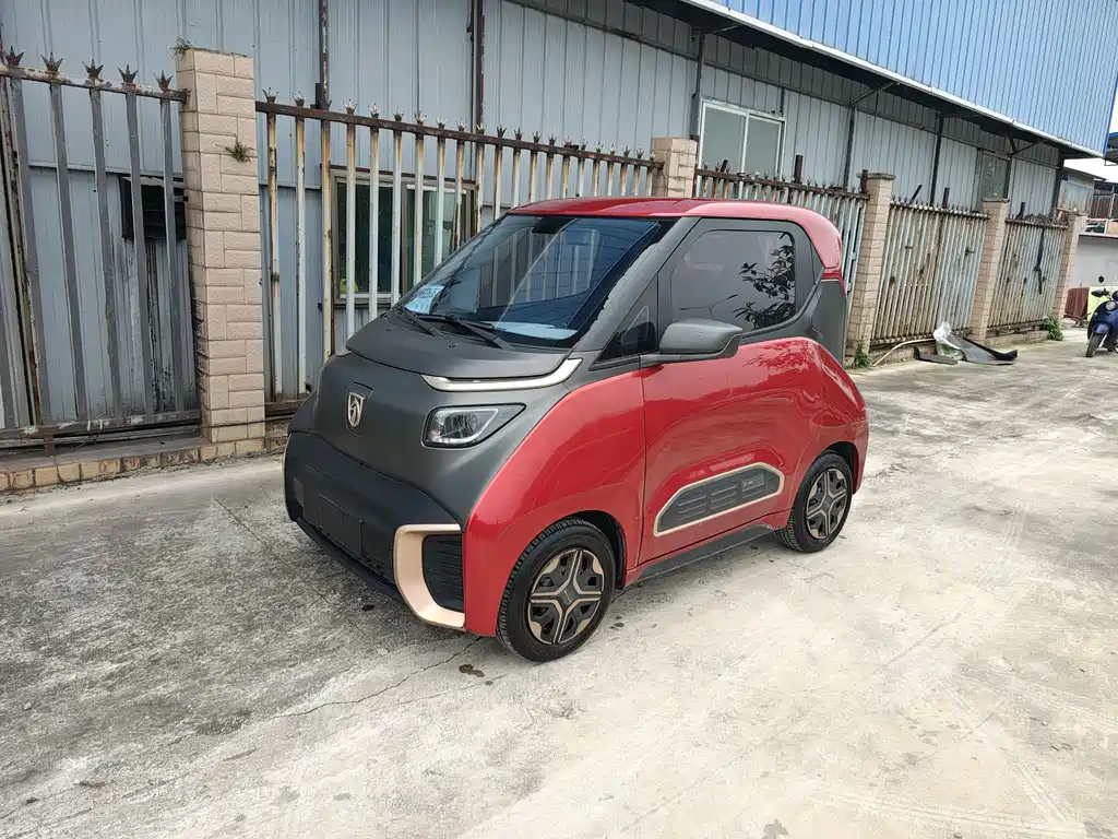 BAOJUN E200