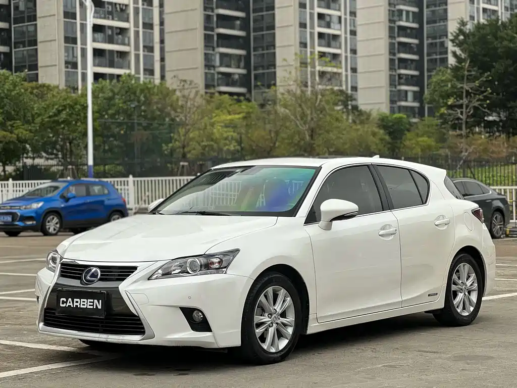LEXUS CT