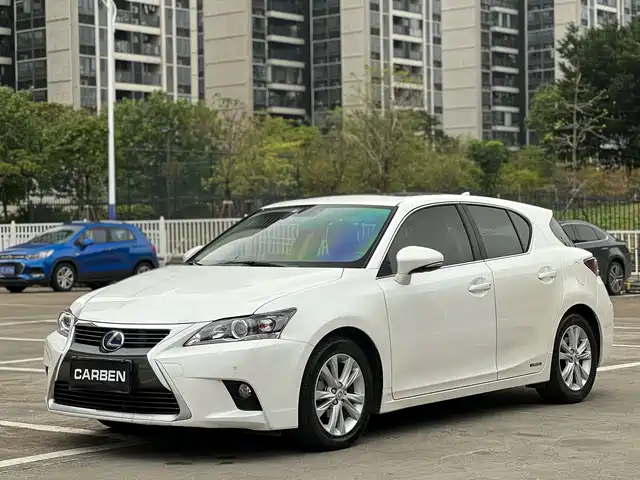 LEXUS CT 2016