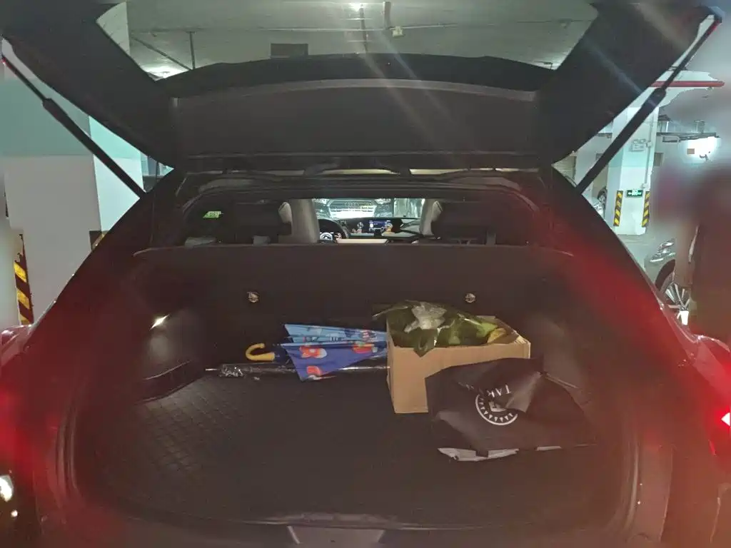 Lexus UX — миниатюра 20