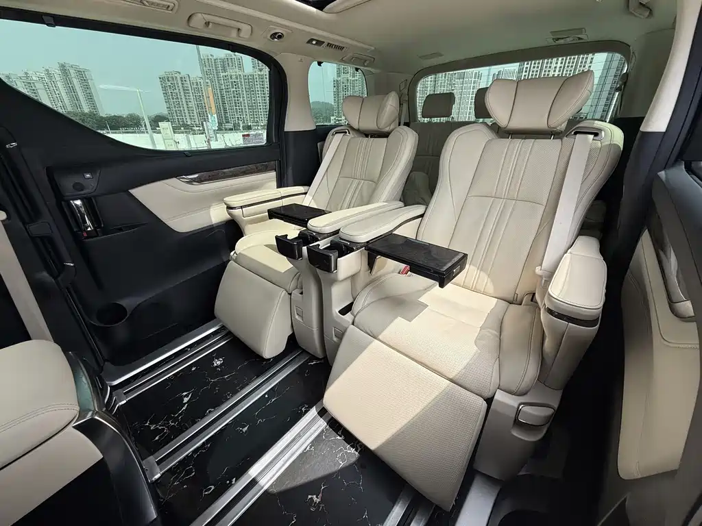 Toyota Alphard 2021 2.5L Premium