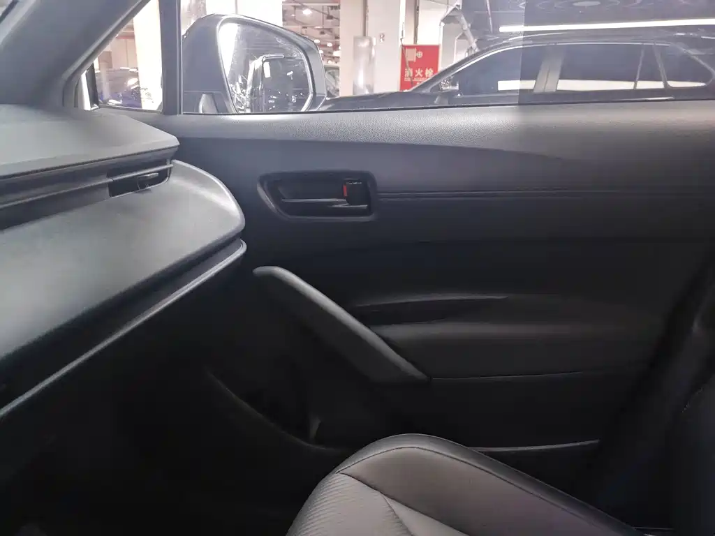 Toyota Frontlander — миниатюра 8