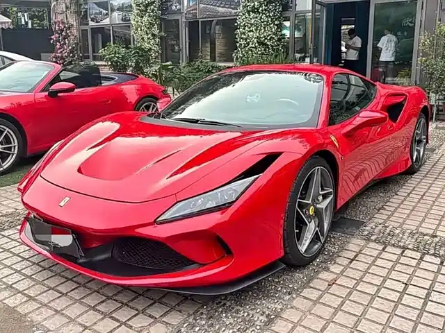 Ferrari F8