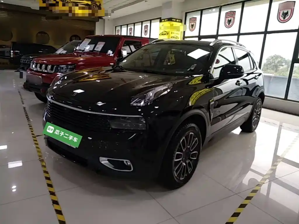 Lynk & Co 01 — миниатюра 2