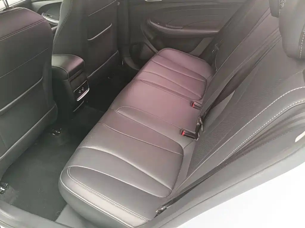 Roewe i5 — миниатюра 17