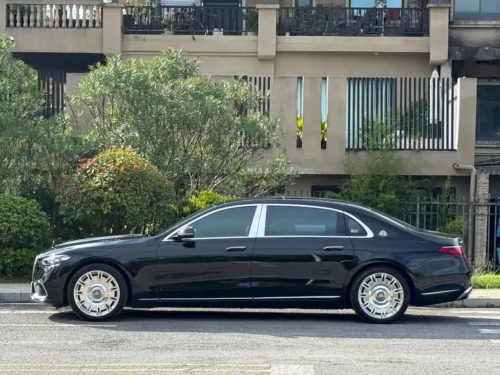 MERCEDES-BENZ MAYBACH S CLASS