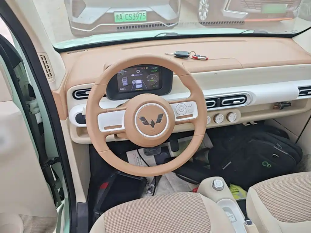 Wuling MINIEV — миниатюра 11