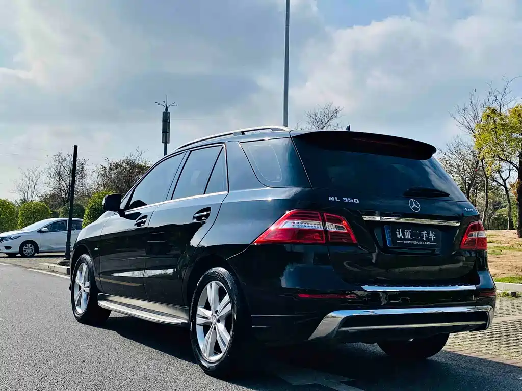 Mercedes-Benz M-Class — миниатюра 6