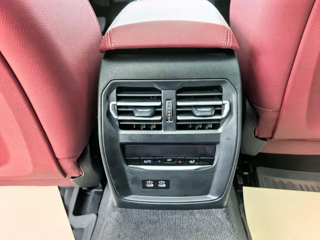 BMW i3 — миниатюра 13