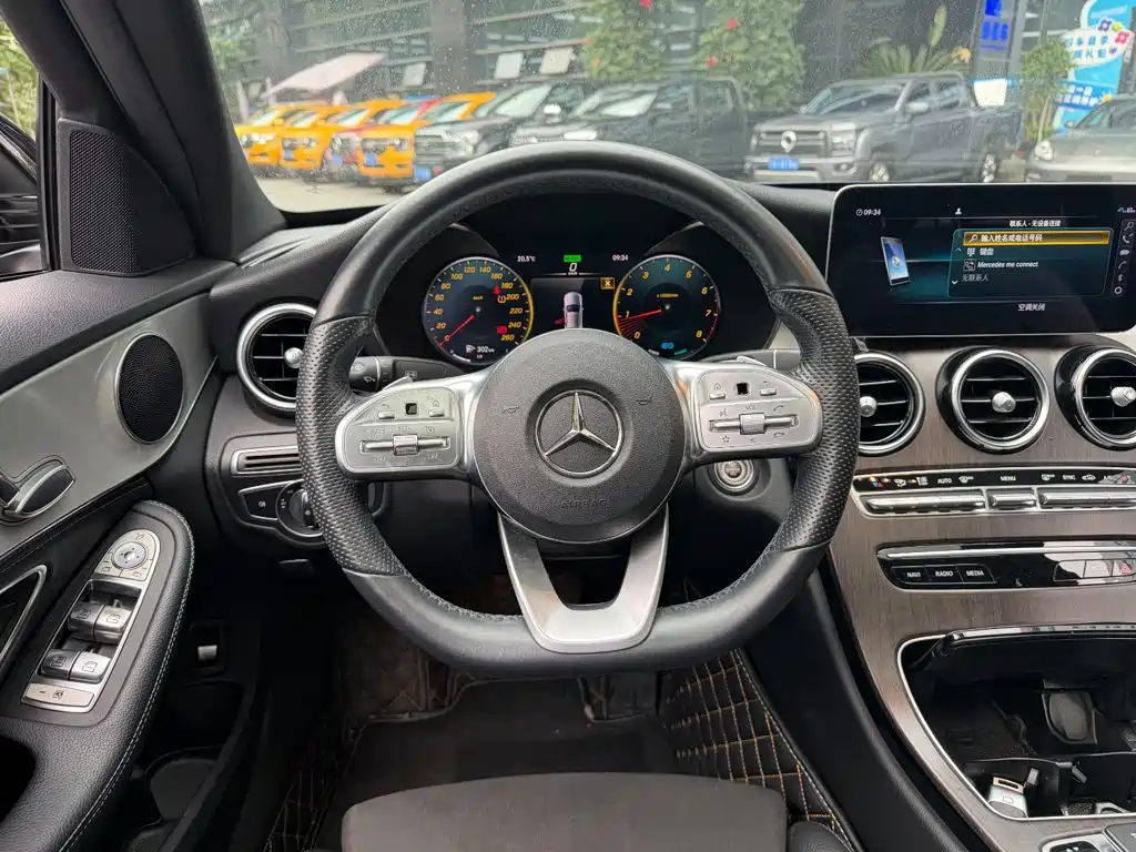 Mercedes-Benz C-Class — миниатюра 14