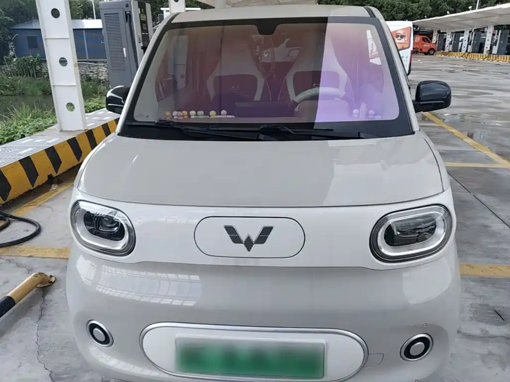Wuling MINIEV — миниатюра 3