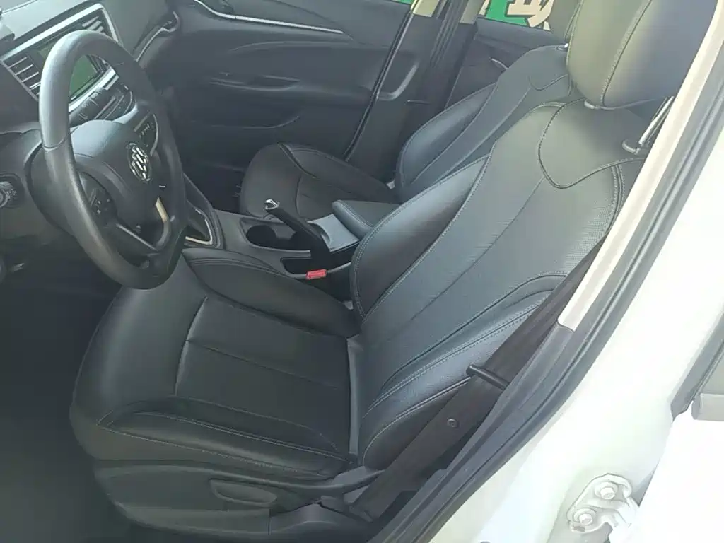 Buick Excelle — миниатюра 15