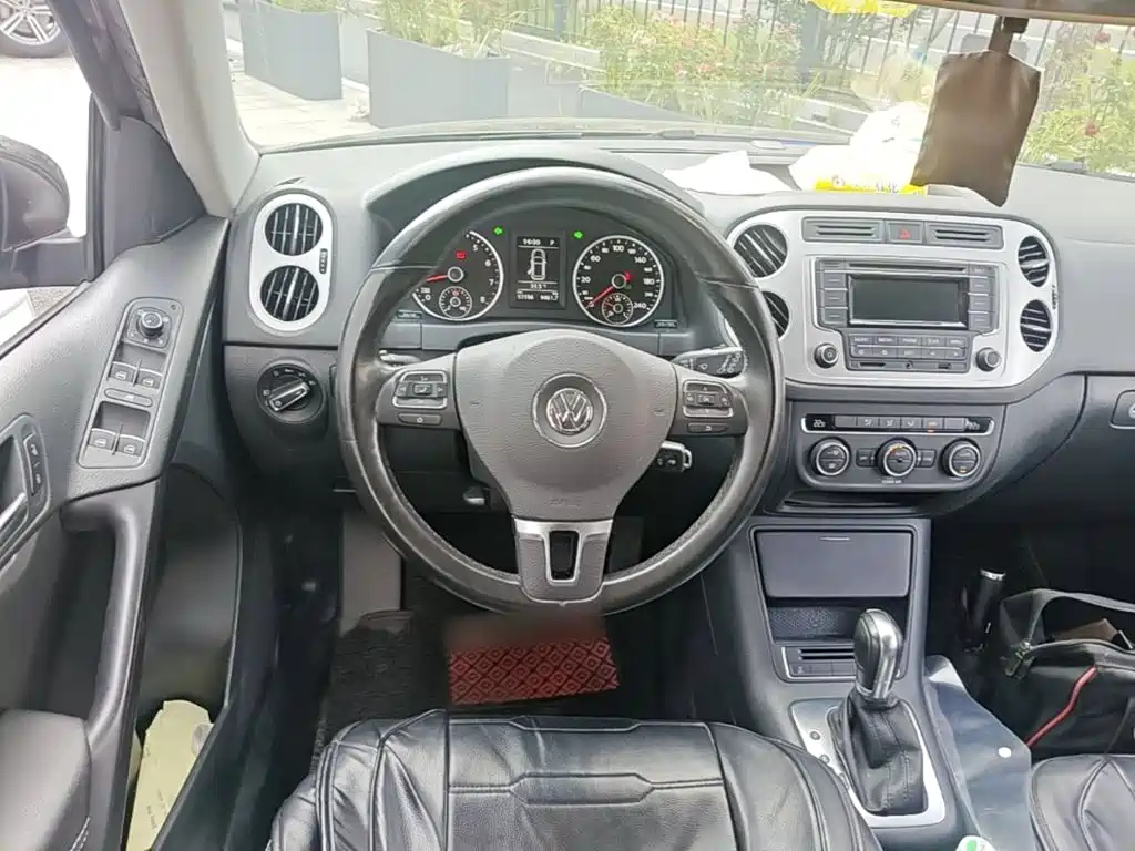 Volkswagen Tiguan — миниатюра 11