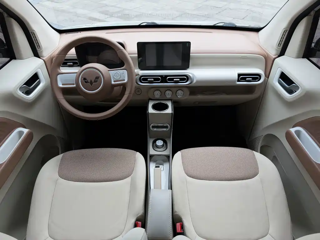 Wuling MINIEV — миниатюра 7