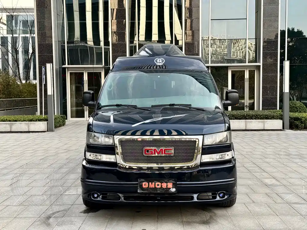 GMC Savana 2015 6.0L G660L
