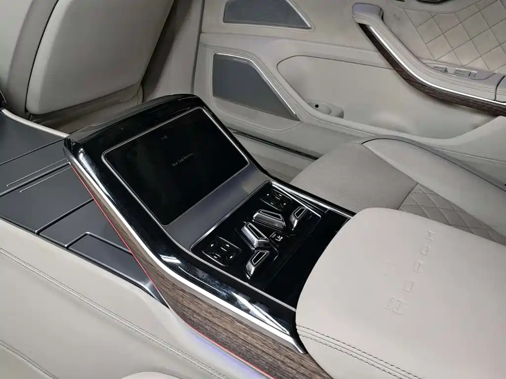 Audi A8 — миниатюра 34