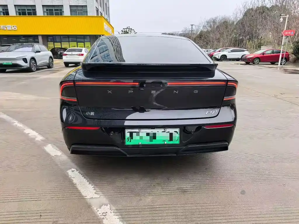 XIAOPENG P7+