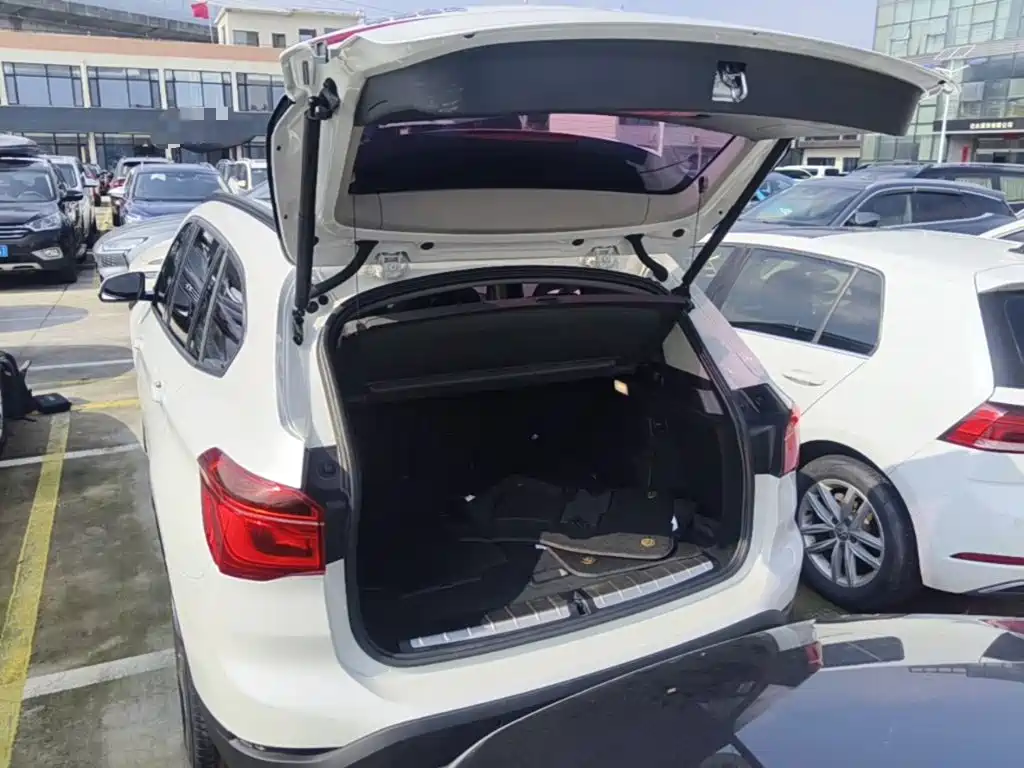BMW X1 — миниатюра 19