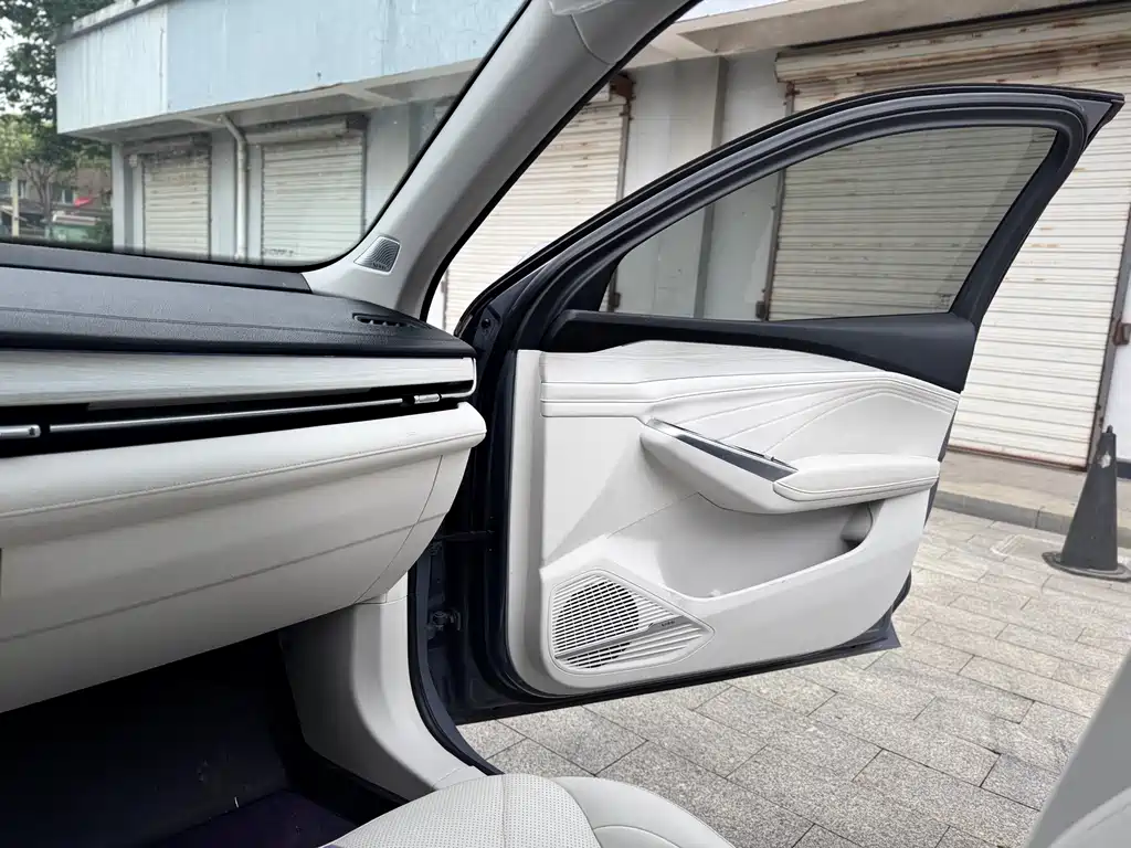 Geely Xingrui — миниатюра 12