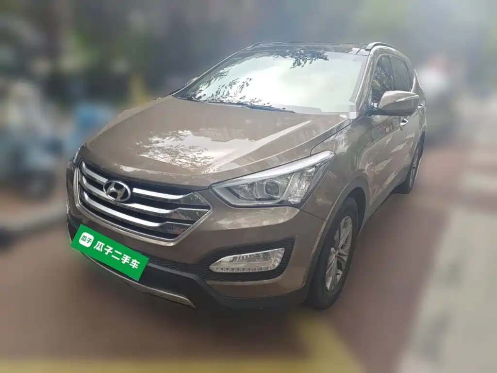 Hyundai Santa Fe — миниатюра 2