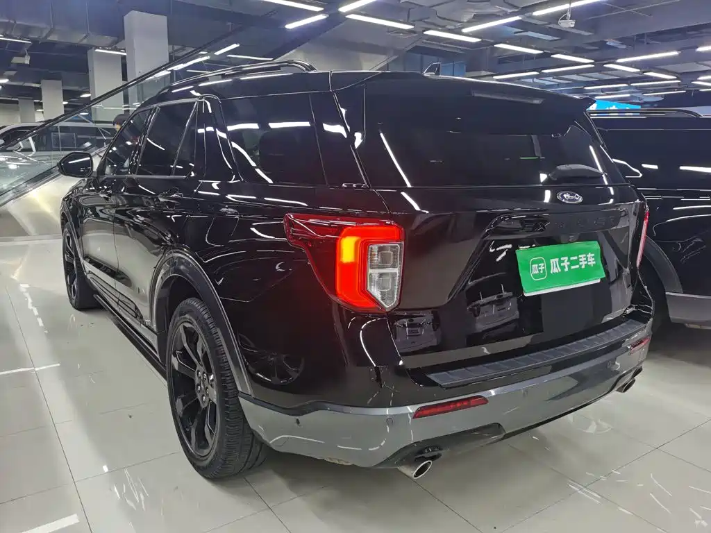 Ford Explorer — миниатюра 7