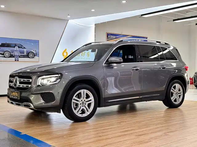 MERCEDES-BENZ GLB
