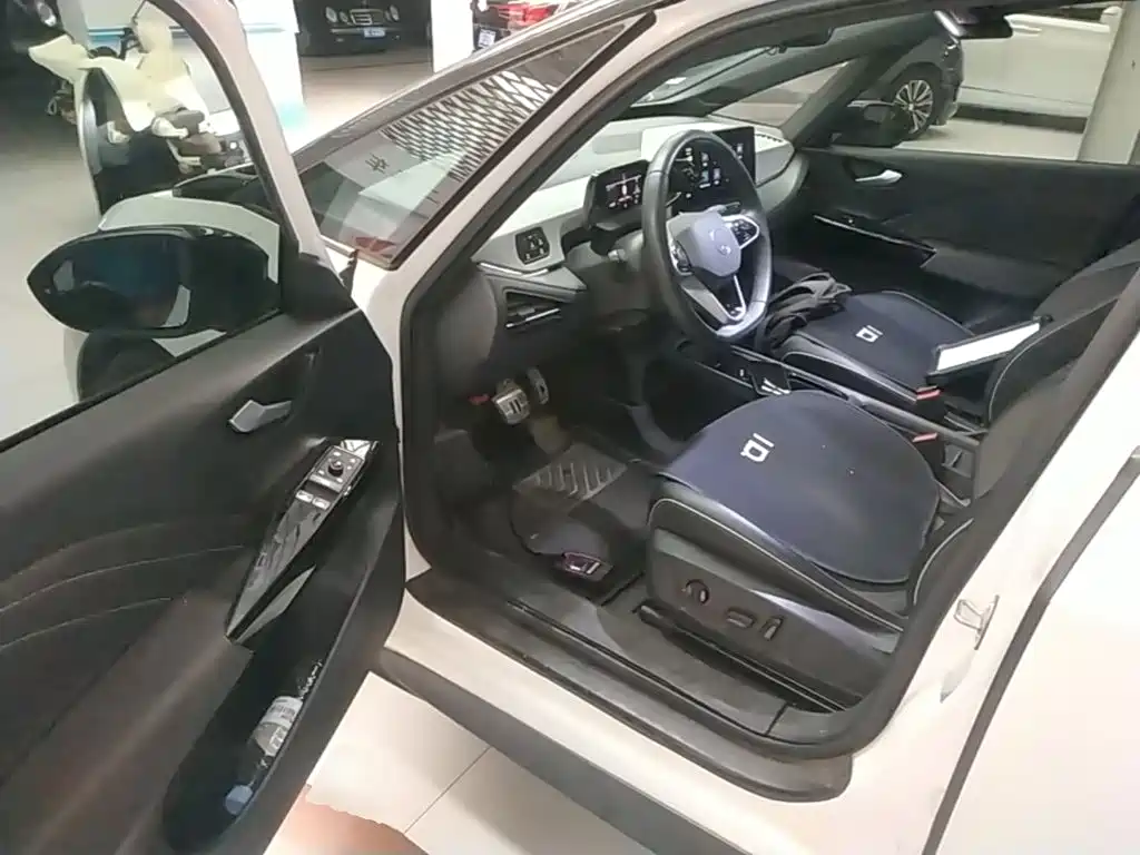 Volkswagen ID.3 — миниатюра 16