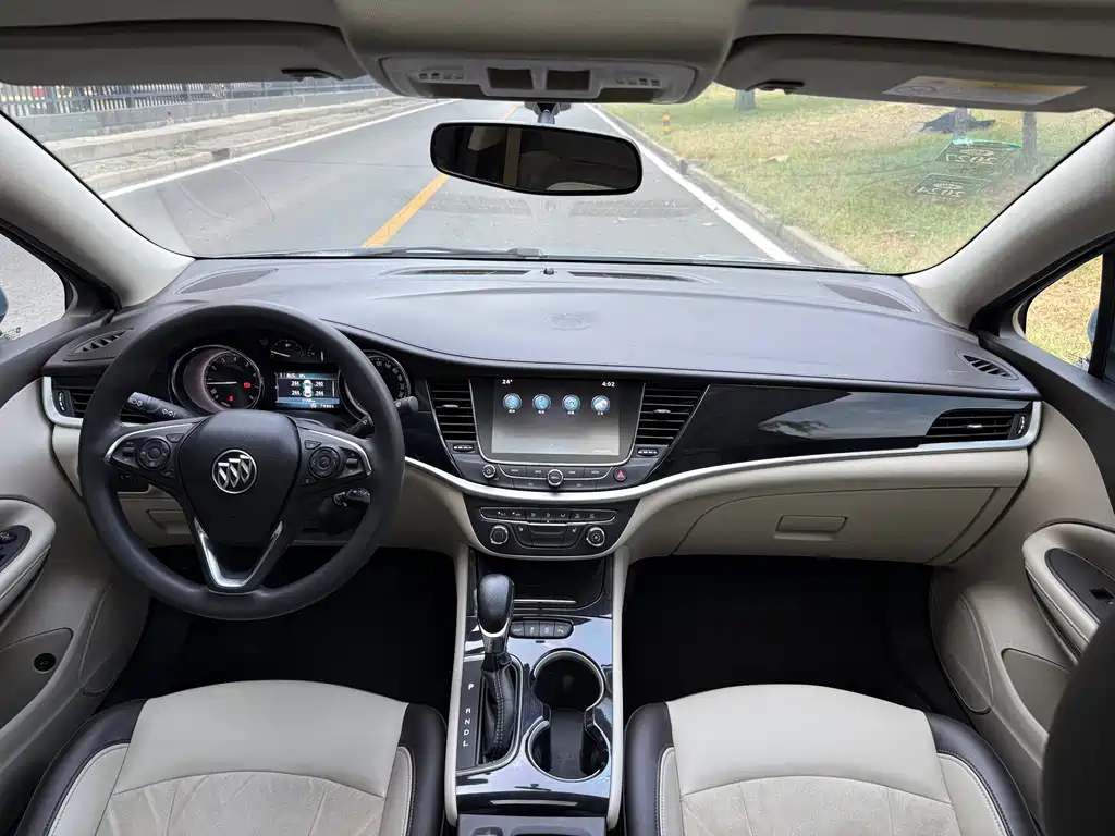 Buick Verano — миниатюра 11