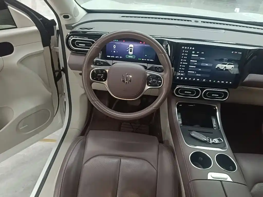 Leapmotor Leapmotor C11 — миниатюра 11
