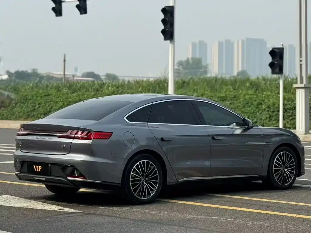 BYD Han — миниатюра 9