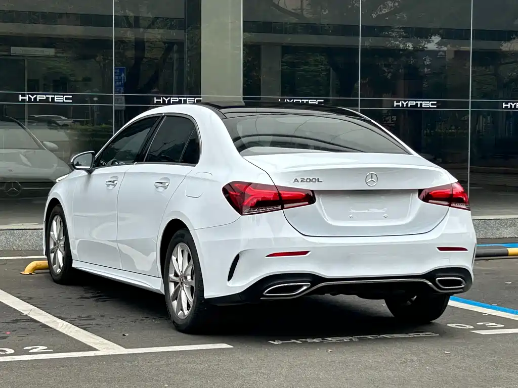 MERCEDES-BENZ A CLASS