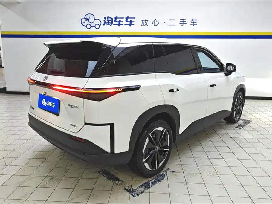 TOYOTA PLATINUM WISDOM 4X