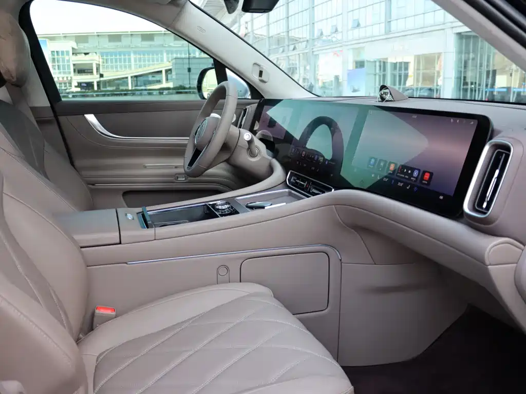 AITO ASK THE WORLD M9