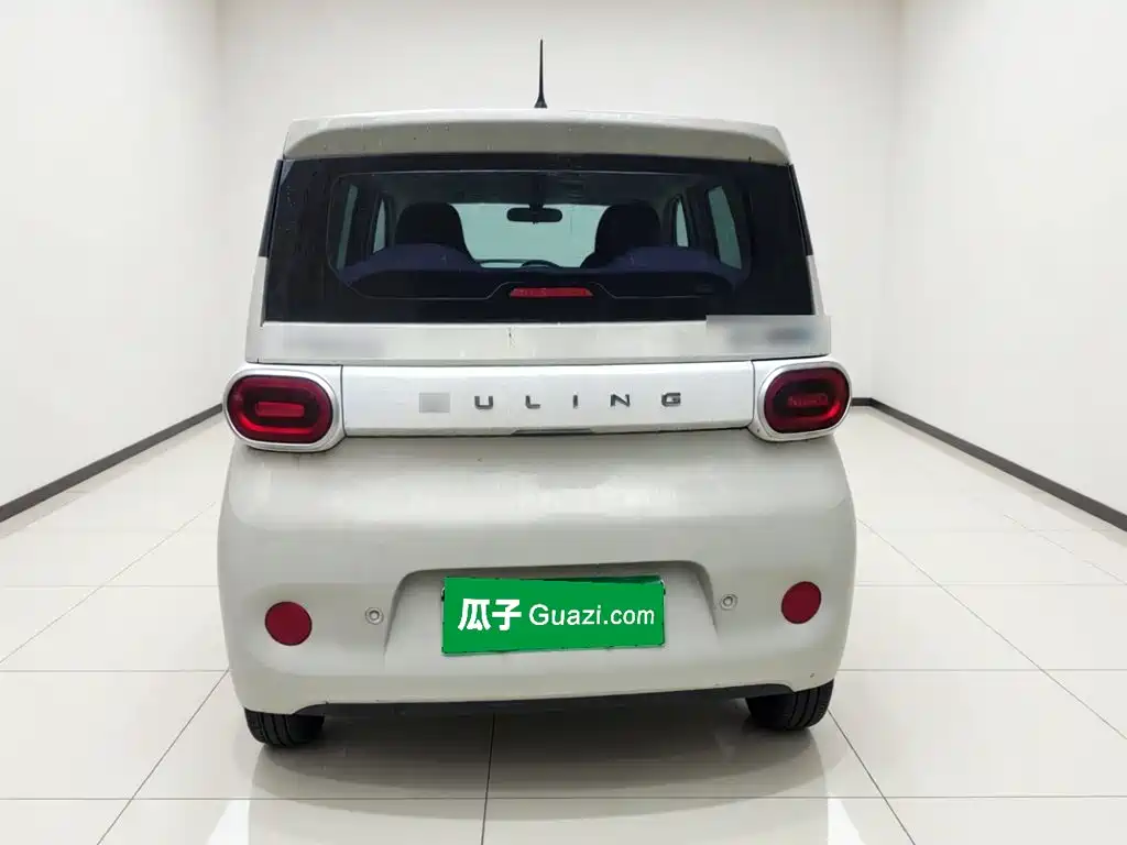 Wuling MINIEV — миниатюра 5