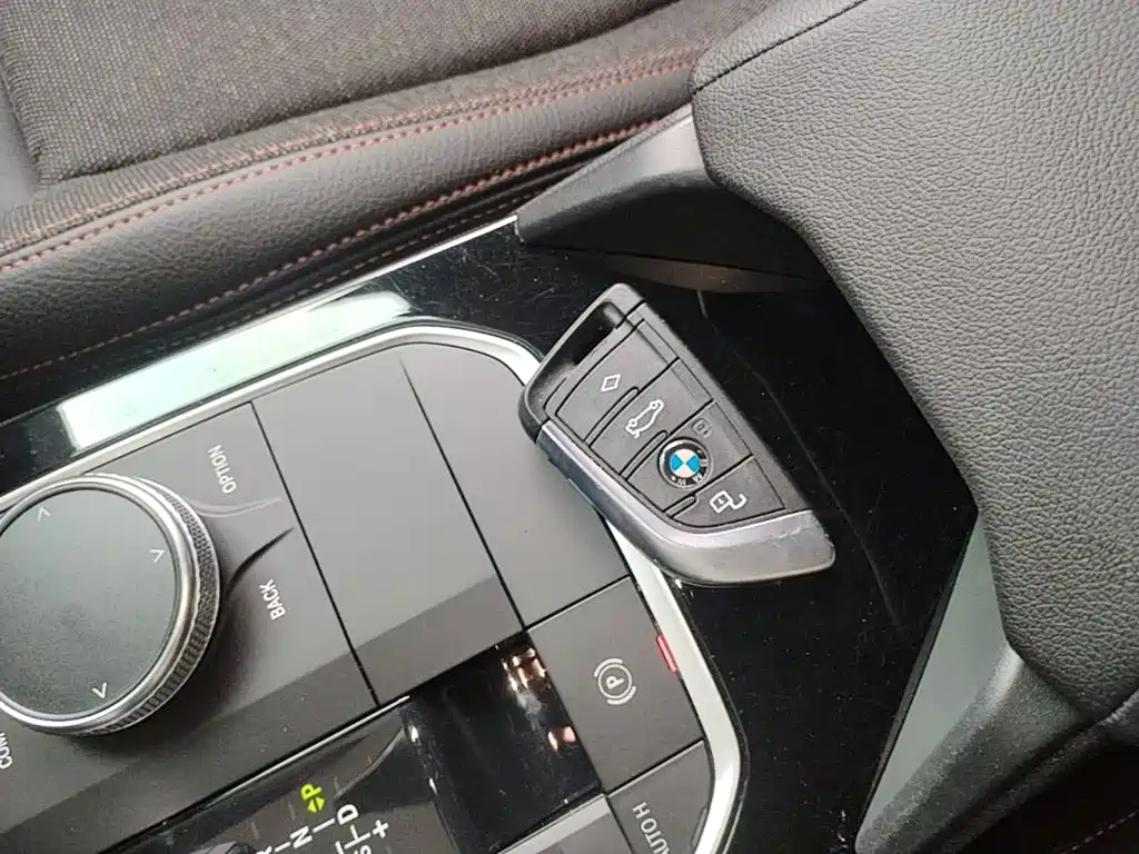 BMW 2 Series (Import) — миниатюра 9