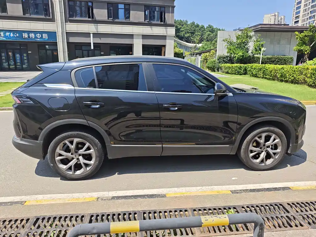 Qoros Qoros 7 — миниатюра 8