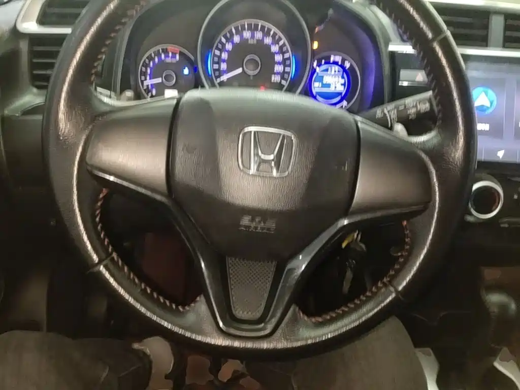 Honda Fit — миниатюра 11