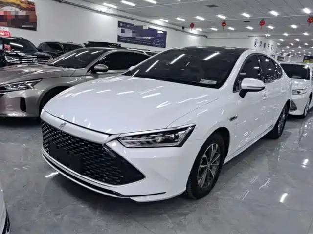 2023 BYD Qin