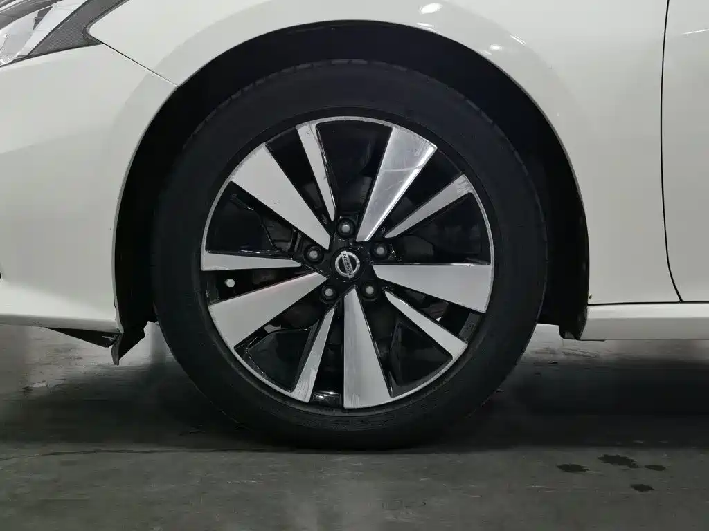 Nissan Teana — миниатюра 17