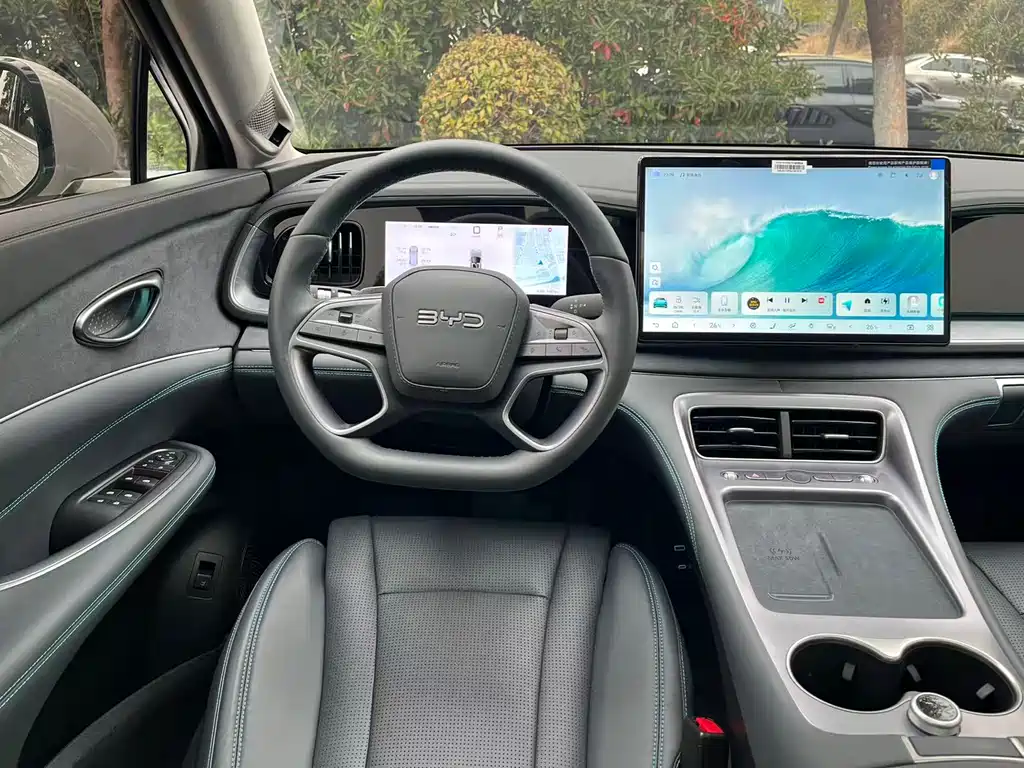 BYD SEA LION 07 DM I