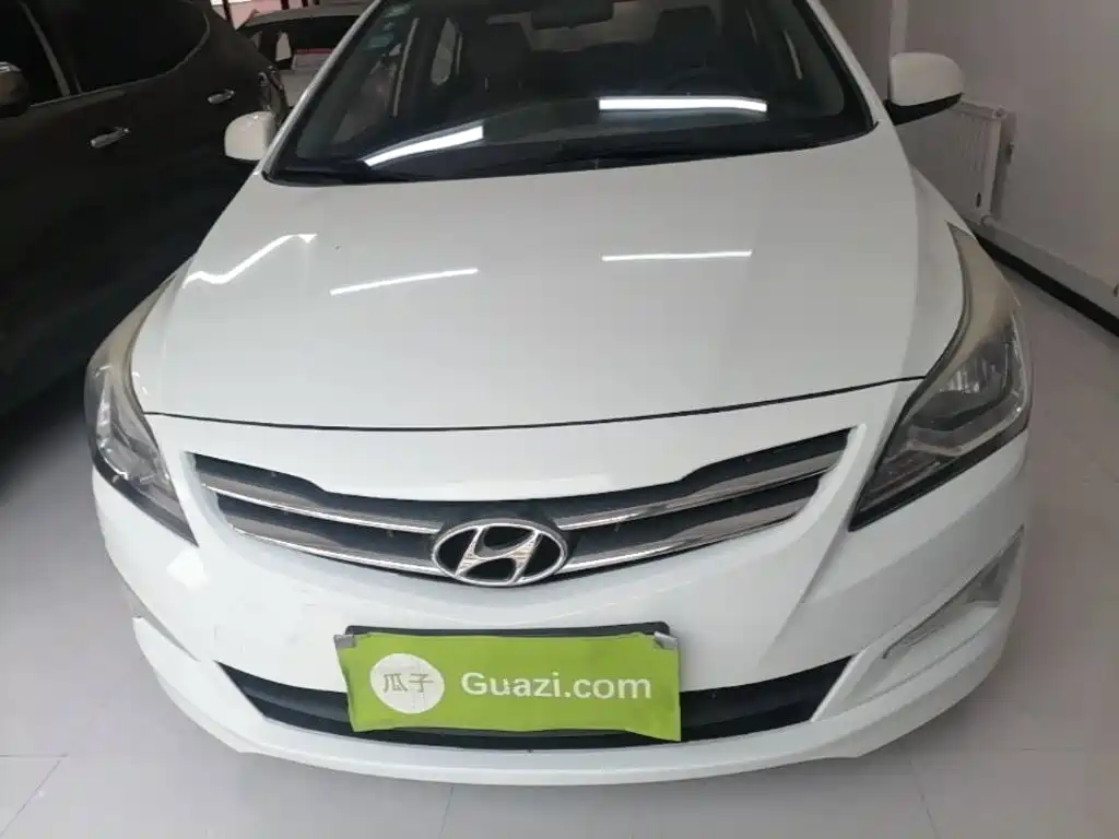 Hyundai Verna — миниатюра 3