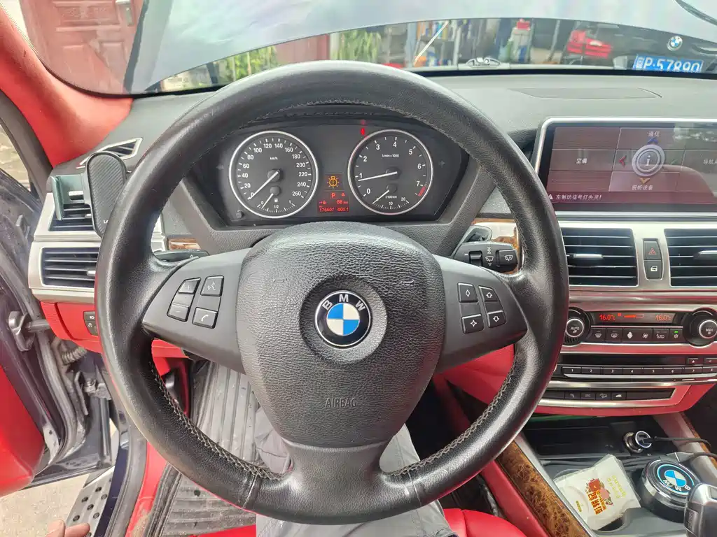 BMW X5 (Import) — миниатюра 33