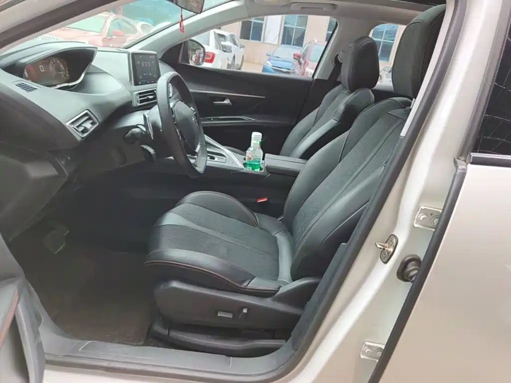 Peugeot 4008 — миниатюра 15