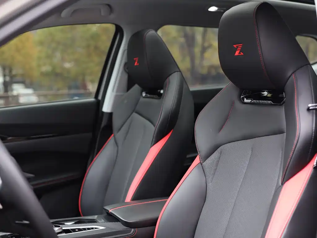 CHANGAN CHANGAN AUCHAN Z6