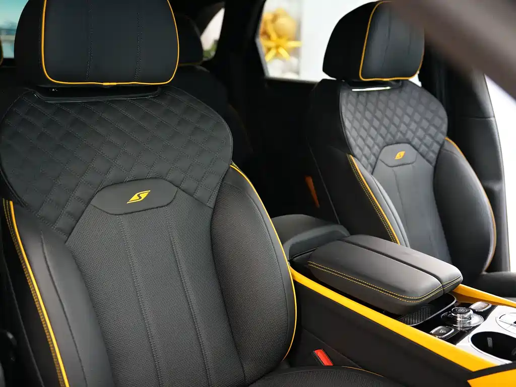 Bentley Bentayga — миниатюра 18