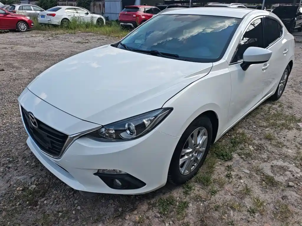 Mazda Mazda3 3 2016 1.5L AT Comfort